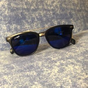 Pugs sunglasses. -  New